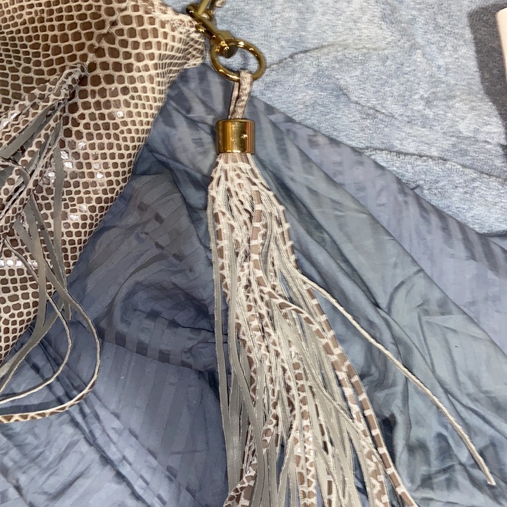 Nwot G.I.L.I.  100% Leather Large  hobo Snakeskin Fringe Bag - Picture 15 of 16